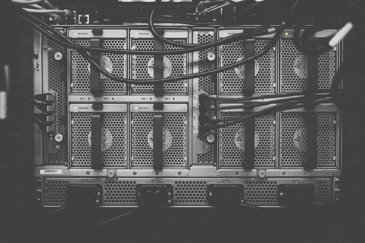 A senior architect designing a scalable AWS environment